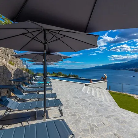 Apartment Mare Sano Resort-3 By Interhome